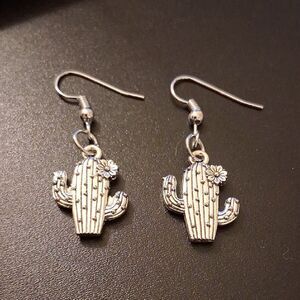 Elegant Silver Cactus With A Small‎ Flower Detail Earrings